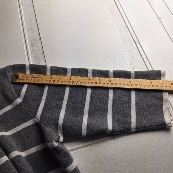 Lane Bryant Grey and White Striped Womens Sweater Dress Mid Sleeve Size 18/20 - Picture 14 of 15